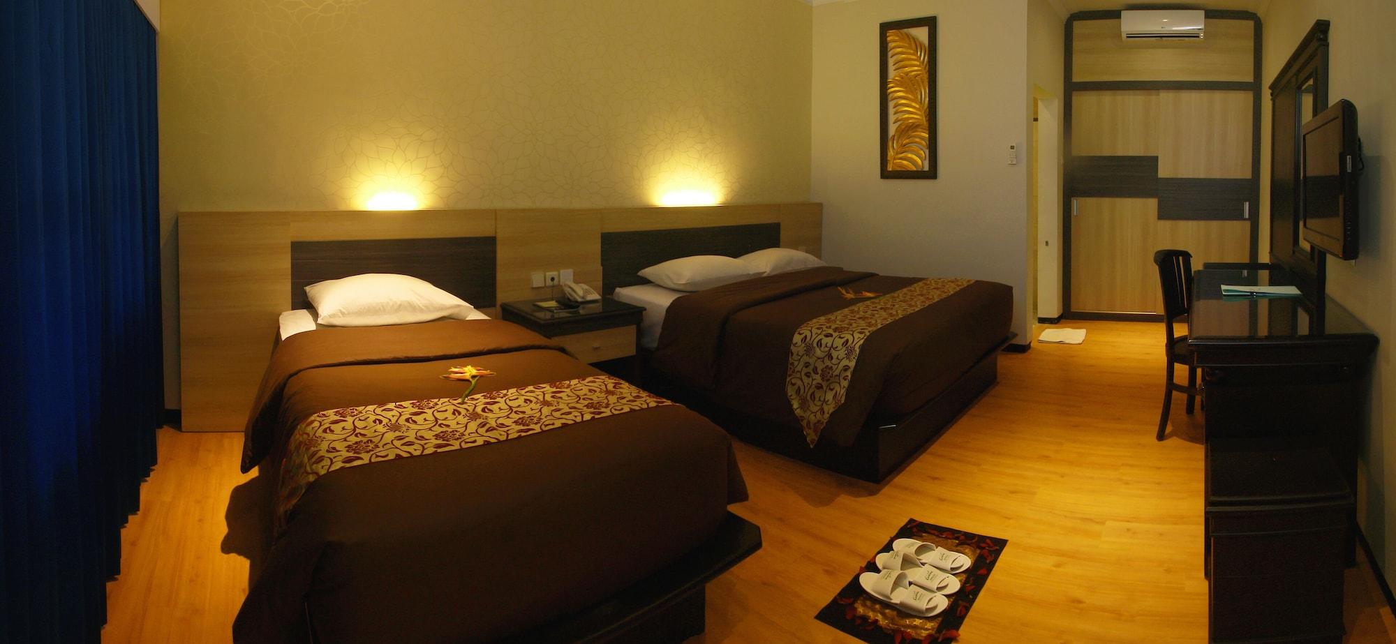 מאלאנג Kusuma Agrowisata Resort & Convention מראה חיצוני תמונה