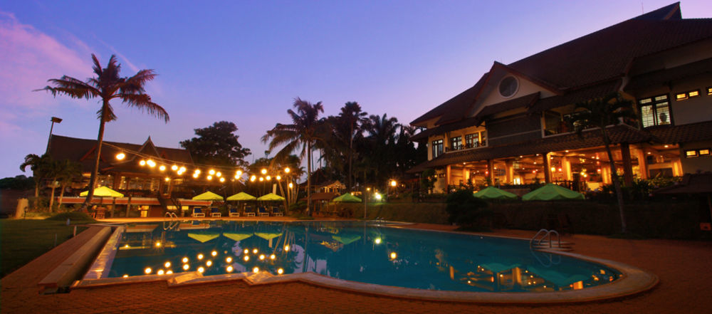 מאלאנג Kusuma Agrowisata Resort & Convention מראה חיצוני תמונה