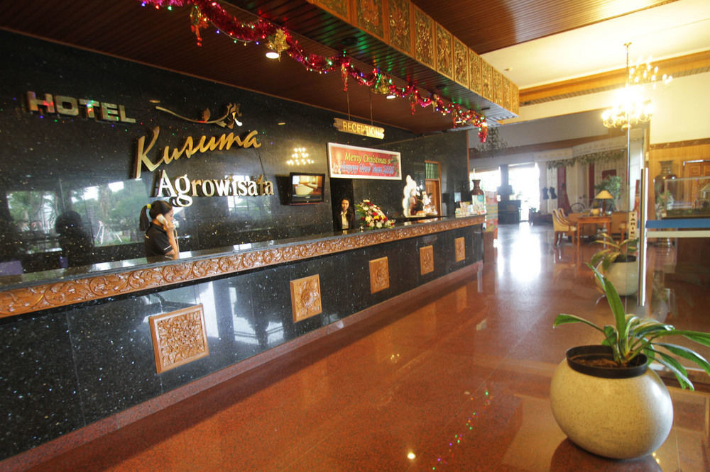 מאלאנג Kusuma Agrowisata Resort & Convention מראה חיצוני תמונה