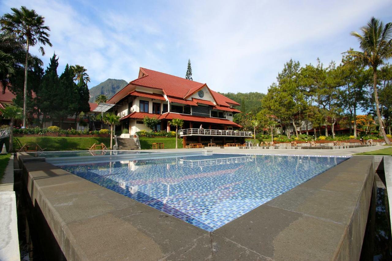 מאלאנג Kusuma Agrowisata Resort & Convention מראה חיצוני תמונה