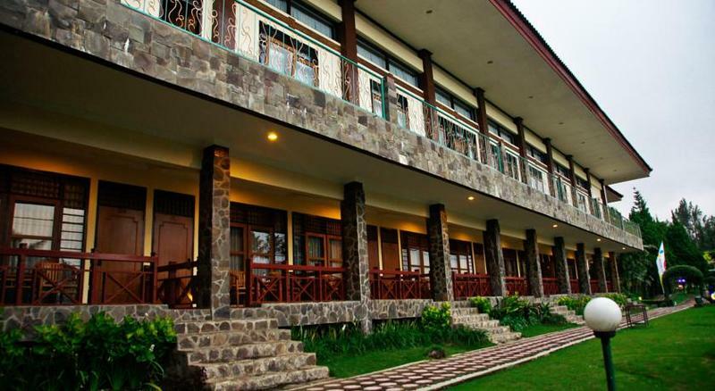 מאלאנג Kusuma Agrowisata Resort & Convention מראה חיצוני תמונה